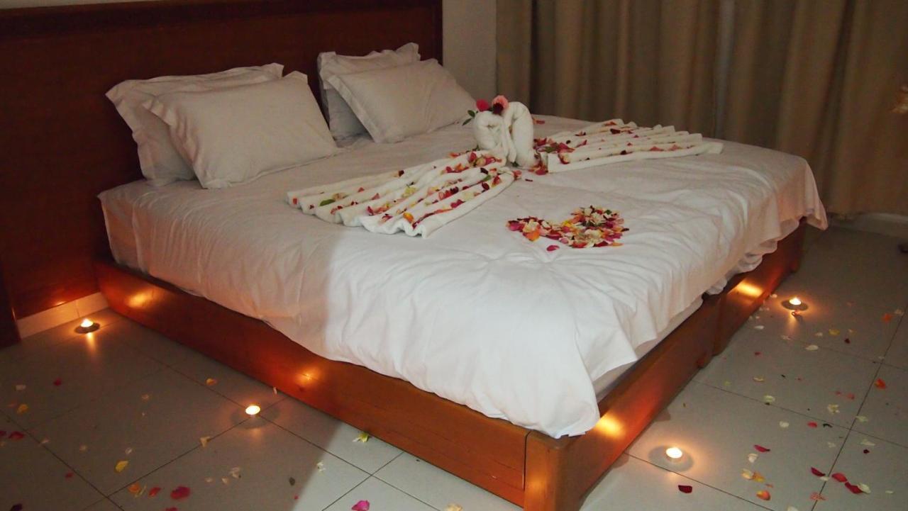 Hotel Zahrat Souss -Inezgane Экстерьер фото